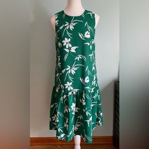Banana Republic Green and White Floral Drop Waist Midi Dress Sz 4
